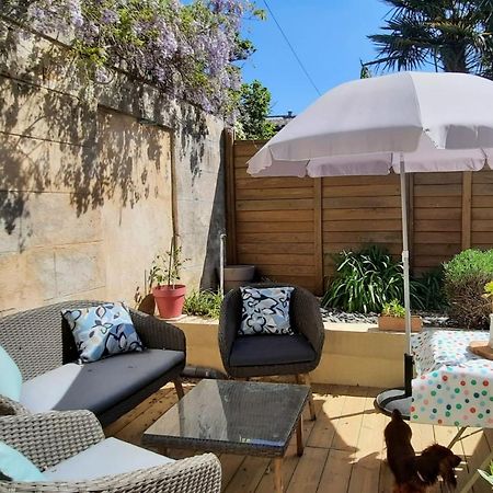 Furnished Apartment Near Palais De La Justice With 2 Bedrooms & A Garden Bordeaux Eksteriør billede