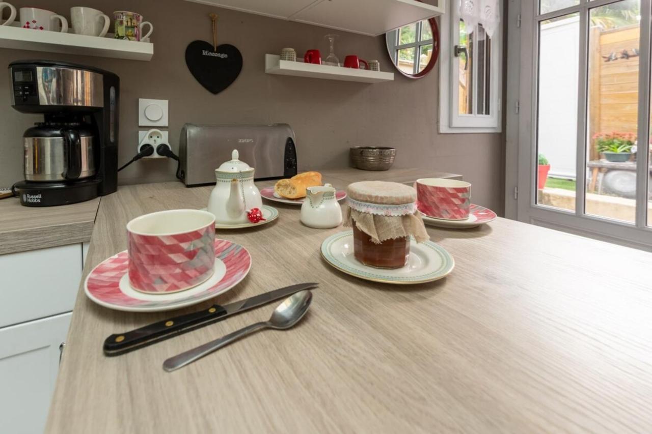Furnished Apartment Near Palais De La Justice With 2 Bedrooms & A Garden Bordeaux Eksteriør billede